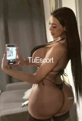 Camila Sexy Ts